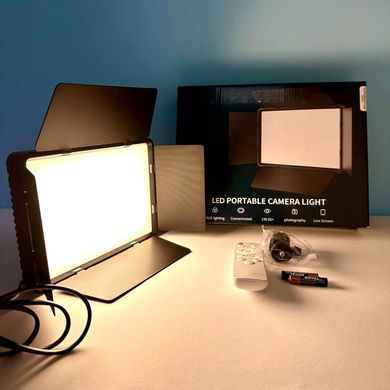 Лампа для фотостудії LED Portable camera light Ra95+ /85W (16*23см)