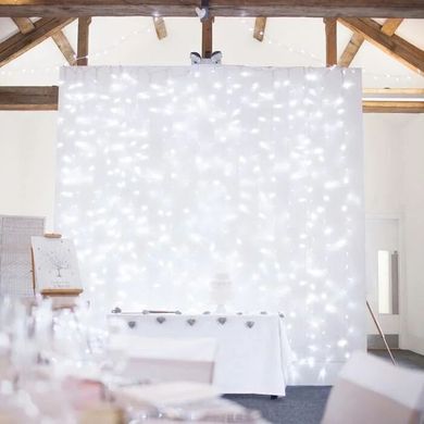 LED Гирлянда штора - холодный белый (200 лампочек, 3 x 2 метра)
