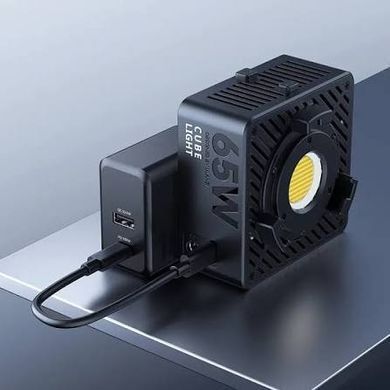 Ulanzi EC65 65W Portable Bi-Color LED видеосвет
