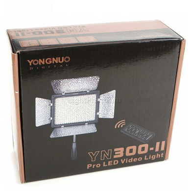 Повний комплект світла для фото та відео Yongnuo YN-300 II LED, акумулятор, зарядний пристрій, розсіювач